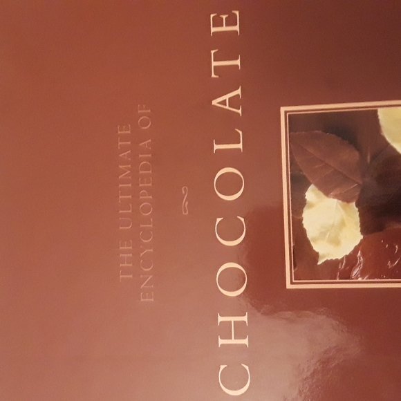 ♥️VINTAGE ♥️Ultimate Chocolate Encyclopedia Hardcover - Picture 3 of 12